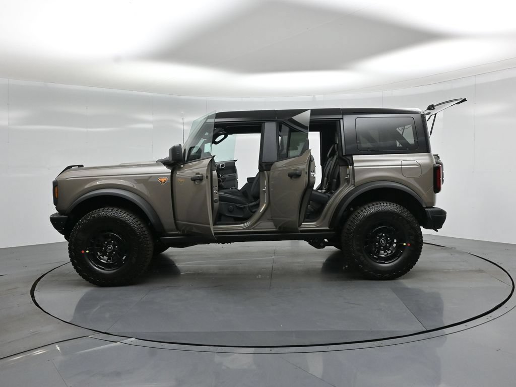 New 2026 Ford Bronco Badlands AWD/4WD image 33