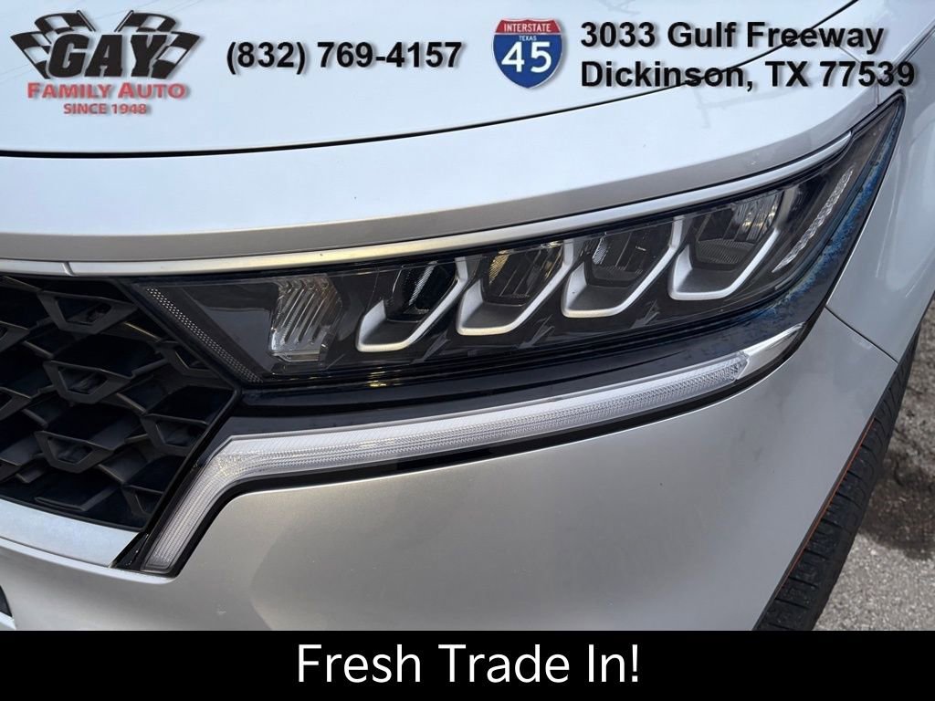 Used 2022 Kia Sorento LX image 4