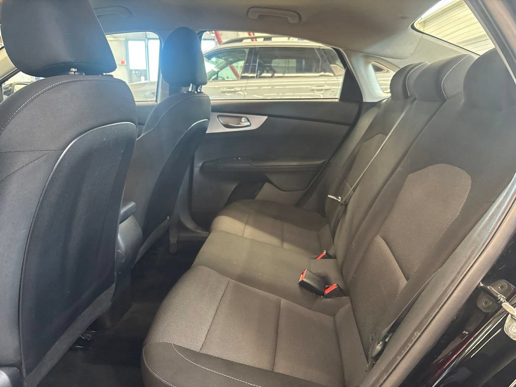 Certified 2023 Kia Forte LXS w/ LXS Technology Package FWD image 15