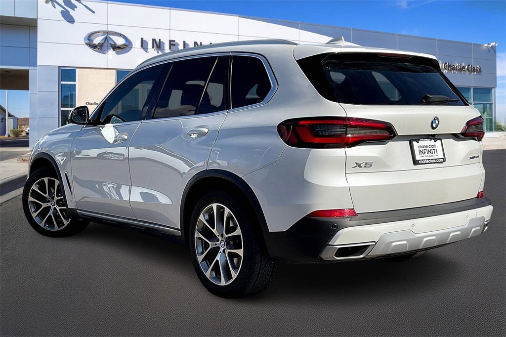 Used 2022 BMW X5 xDrive40i w/ Premium Package image 13