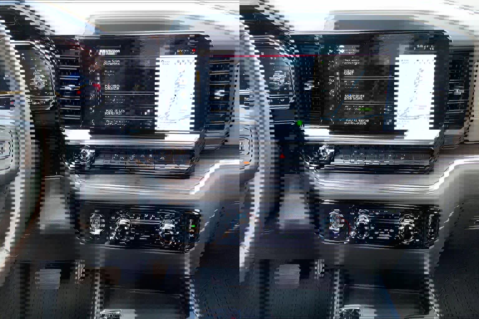 Certified 2023 GMC Sierra 1500 SLT image 6