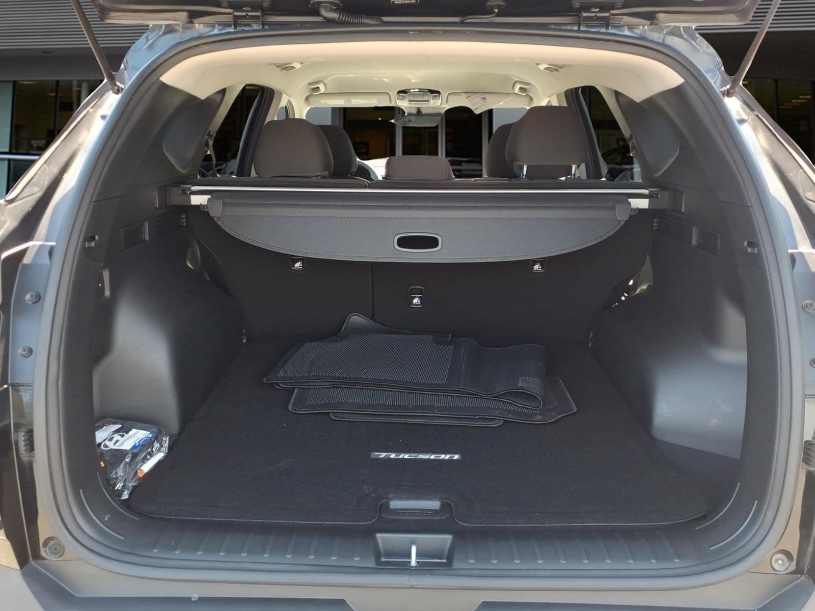 Used 2022 Hyundai Tucson SEL w/ Cargo Package AWD/4WD image 19