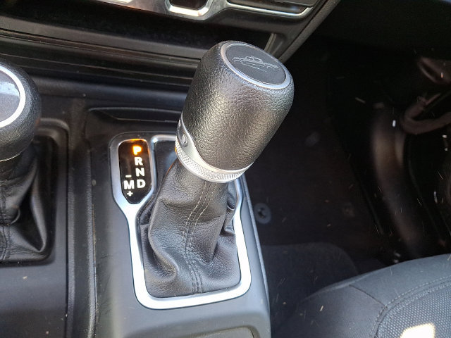 Used 2022 Jeep Gladiator Sport AWD/4WD image 16