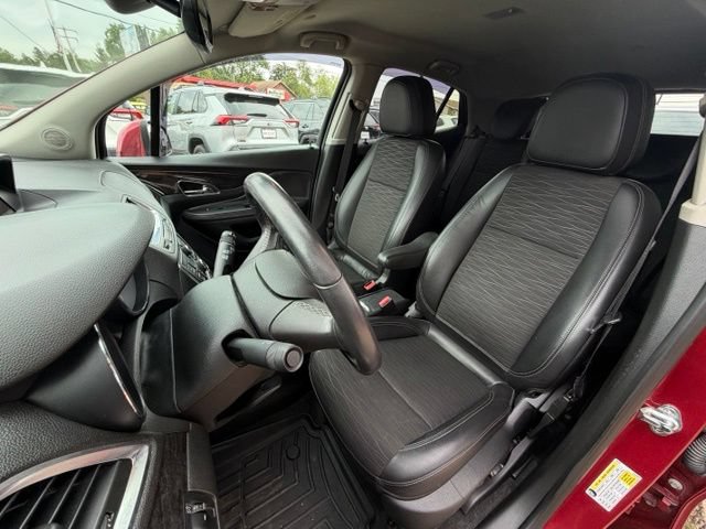 Used 2015 Buick Encore Convenience FWD image 10