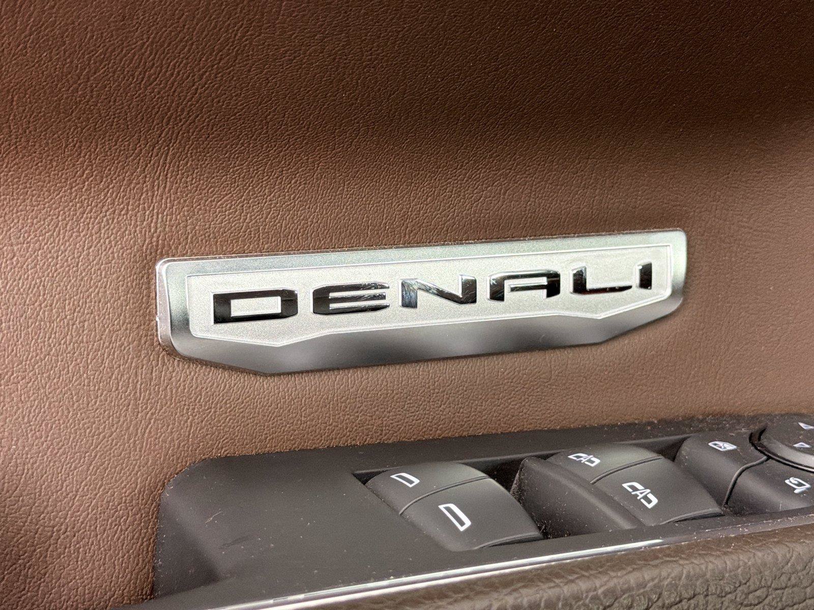 Used 2023 GMC Sierra 1500 Denali w/ Denali Reserve Package AWD/4WD image 30