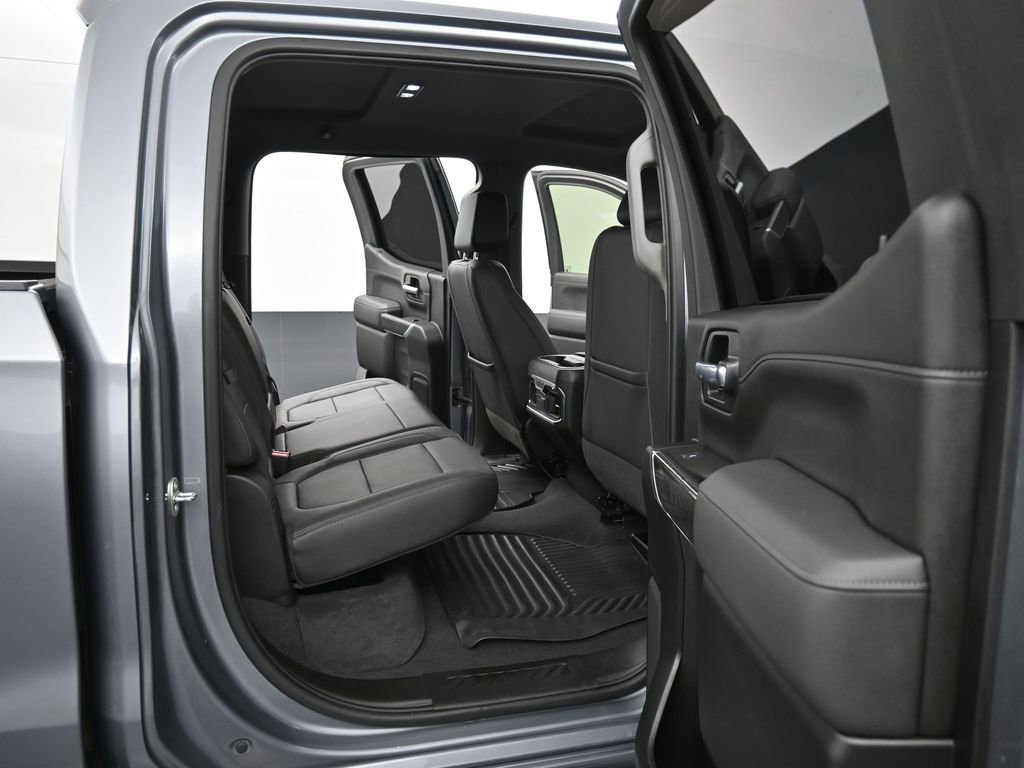 Used 2021 Chevrolet Silverado 1500 LTZ image 2