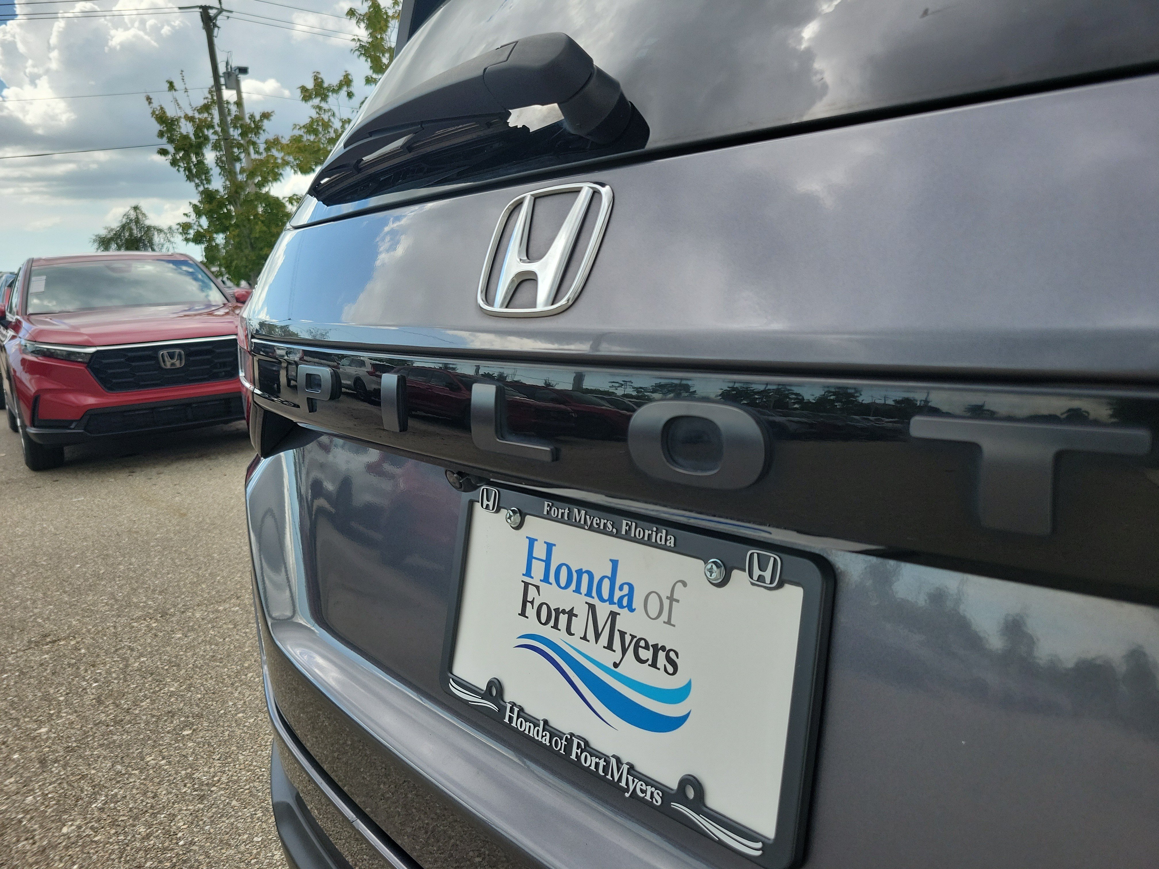 Used 2024 Honda Pilot EX-L image 7