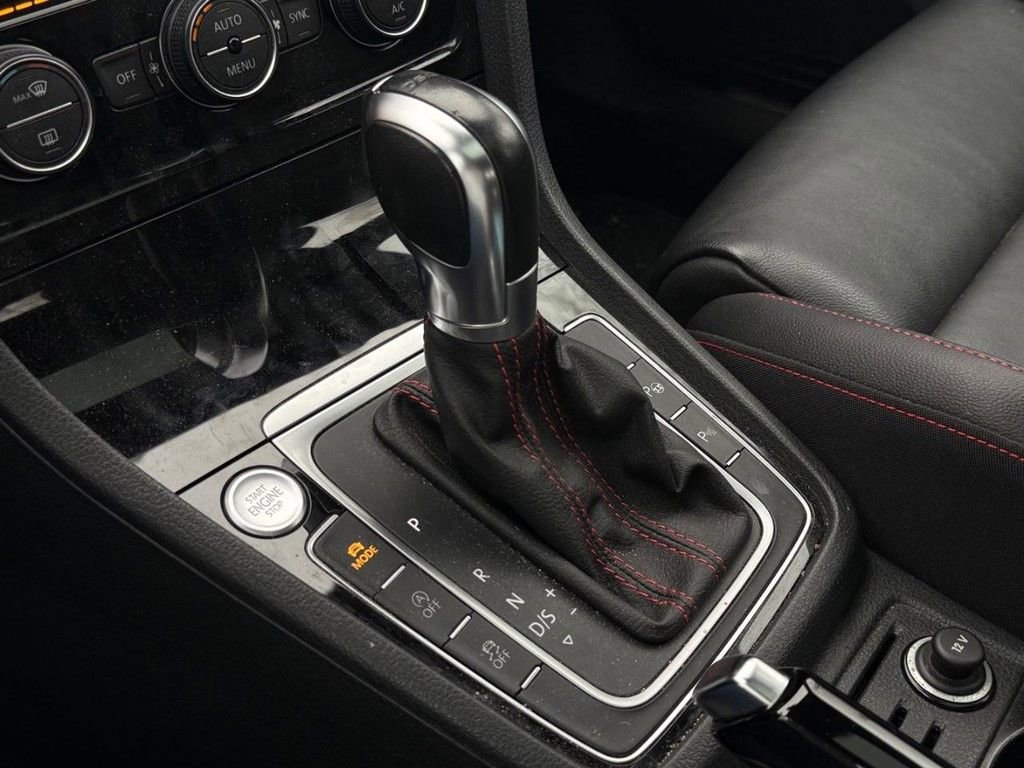 Used 2018 Volkswagen GTI Autobahn image 21
