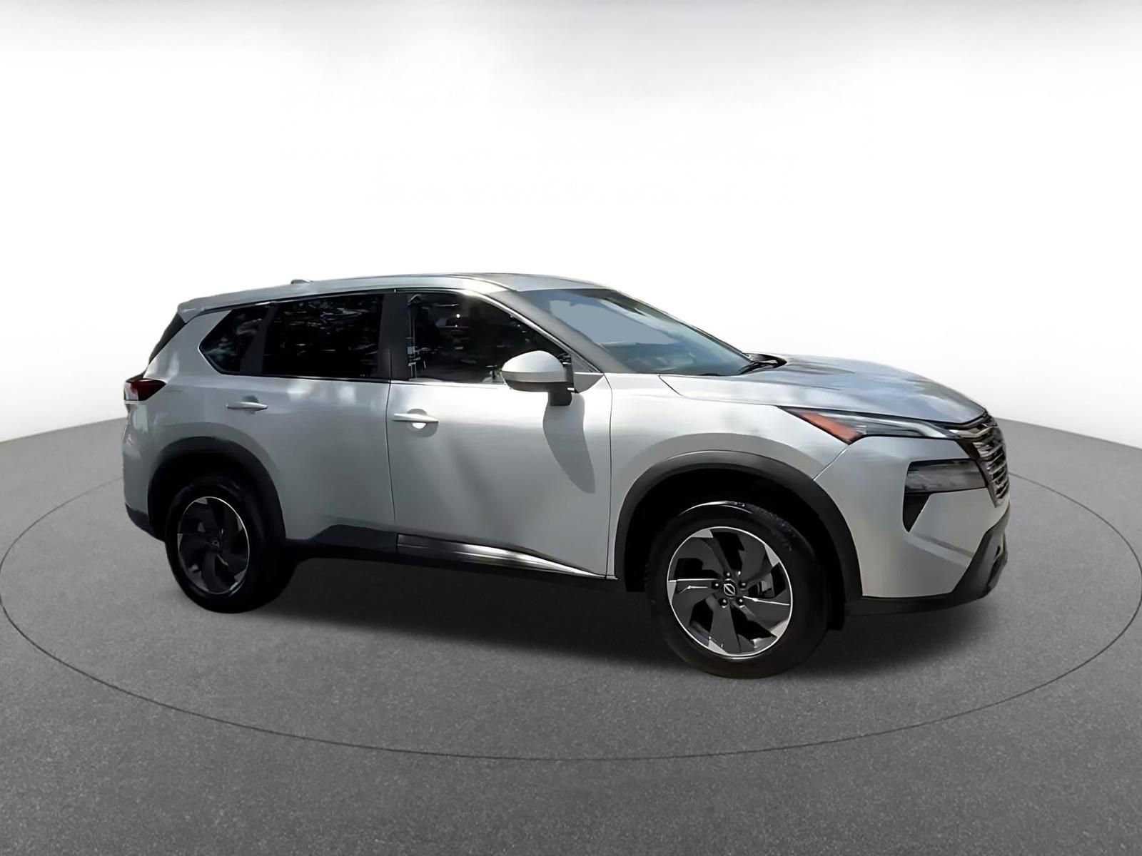 Used 2025 Nissan Rogue SV FWD video 2