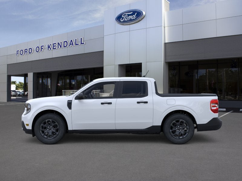 New 2026 Ford Maverick XLT w/ XLT Luxury Package FWD image 3