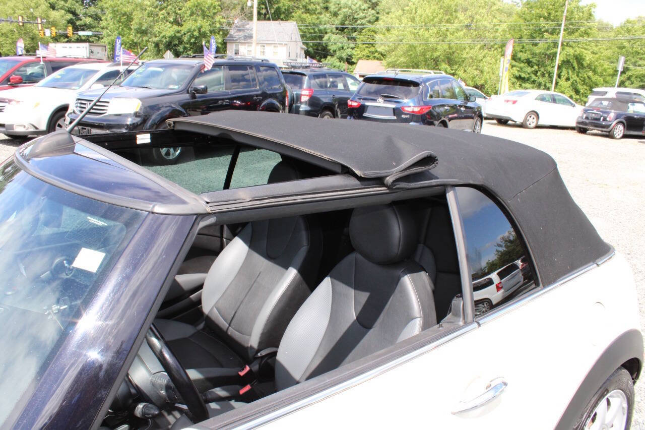 Used 2009 MINI Cooper Convertible FWD image 29