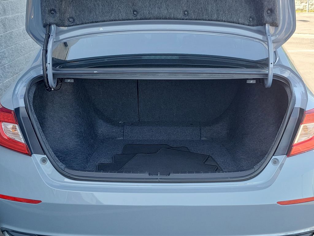 Used 2022 Honda Accord Sport image 25