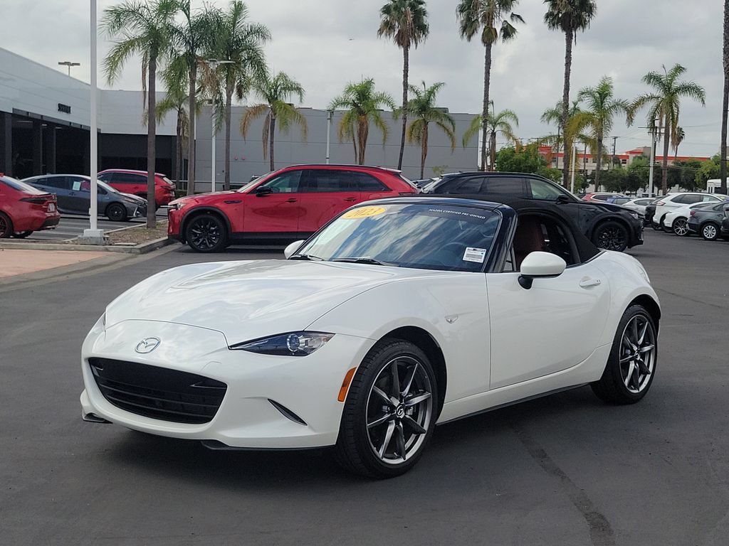 Certified 2023 MAZDA MX-5 Miata Grand Touring RWD image 27