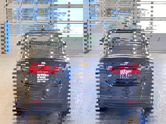 Used 2023 Chevrolet Malibu LT w/ Driver Confidence Package image 4