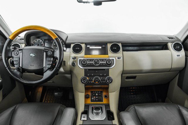 Used 2015 Land Rover LR4 HSE LUX image 10