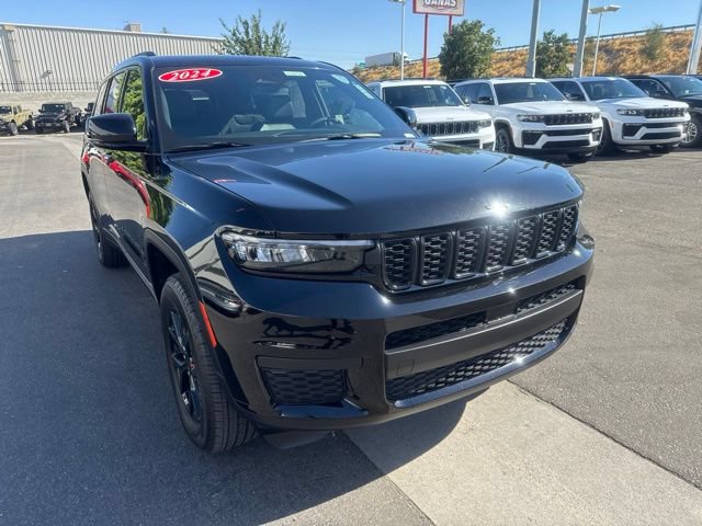 Certified 2024 Jeep Grand Cherokee L Altitude AWD/4WD image 8