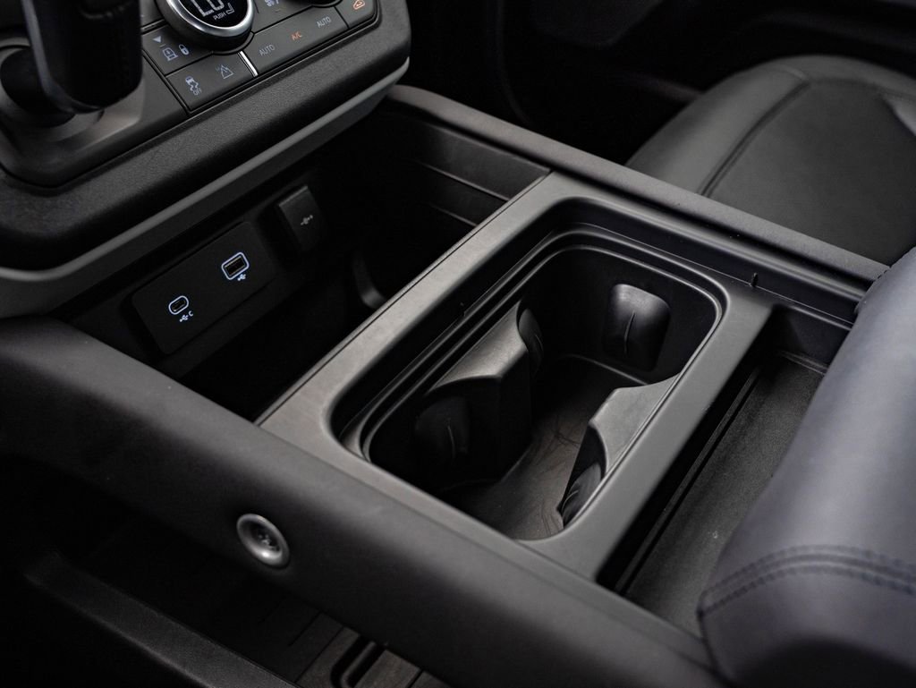 Used 2024 Land Rover Defender 130 S AWD/4WD image 39