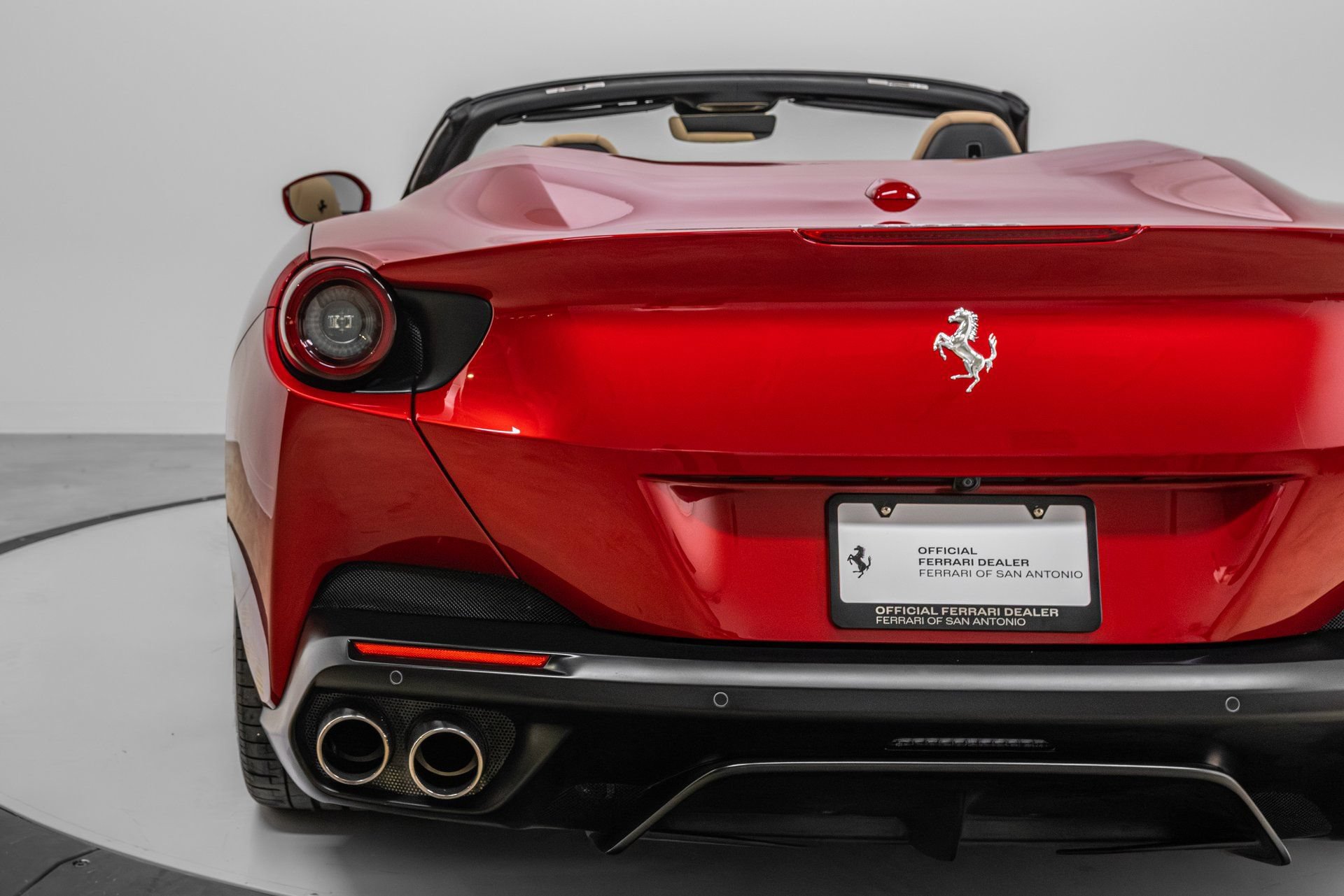 Certified 2020 Ferrari Portofino RWD image 53