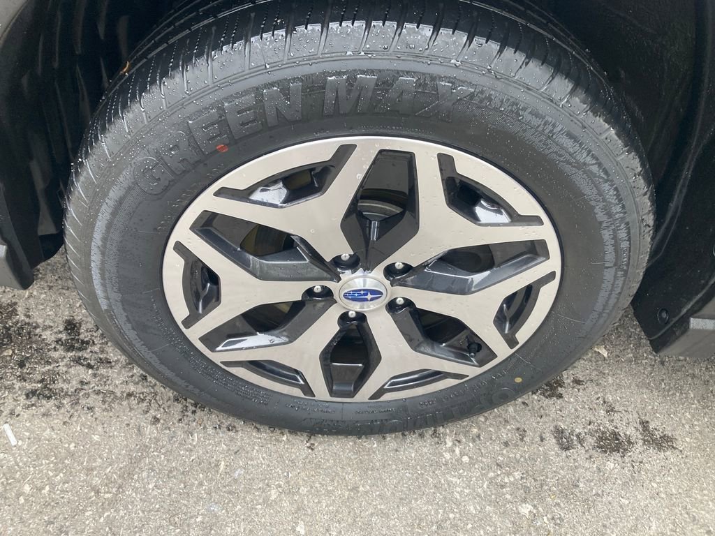 Used 2023 Subaru Forester Premium AWD/4WD image 35