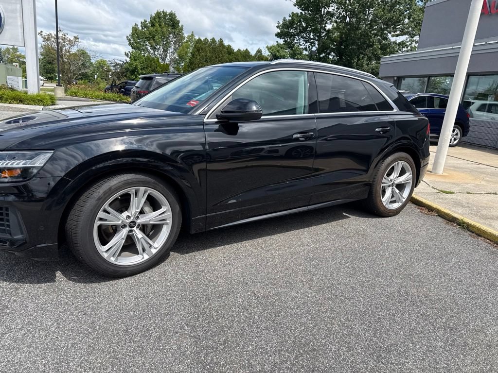 Used 2023 Audi Q8 Prestige w/ Prestige Package AWD/4WD image 13