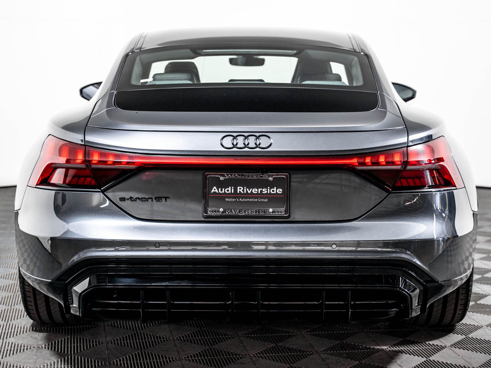 Used 2023 Audi e-tron GT Premium Plus w/ Performance Package AWD/4WD image 6