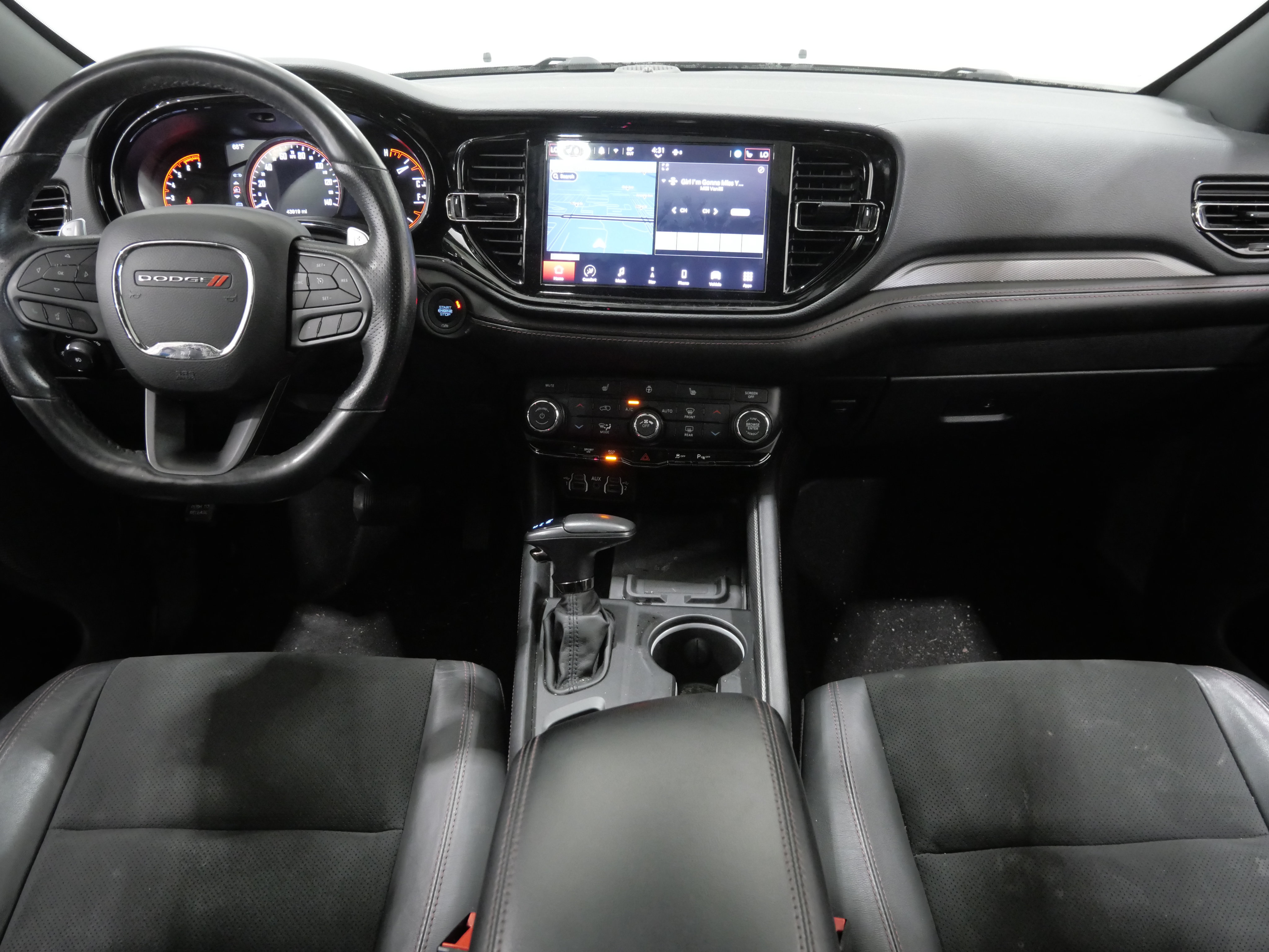 Used 2022 Dodge Durango R/T w/ Blacktop Package AWD/4WD image 11