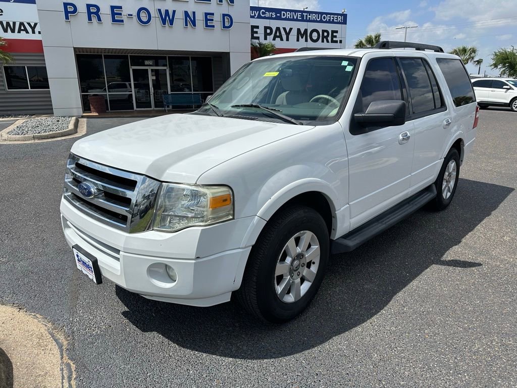 Used 2010 Ford Expedition XLT RWD image 2