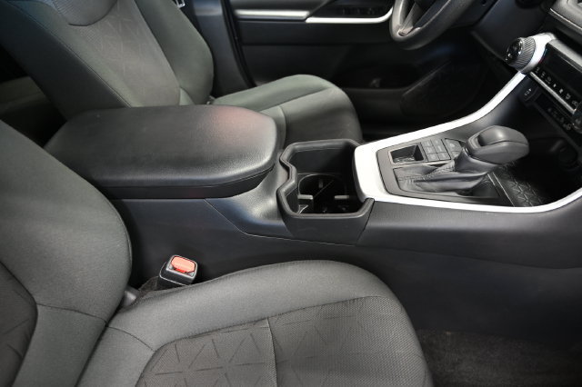 Used 2024 Toyota RAV4 XLE AWD/4WD image 20