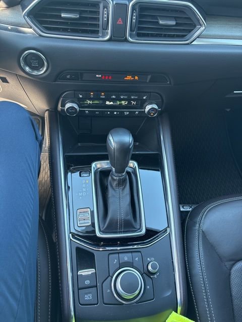 Used 2024 MAZDA CX-5 Signature AWD/4WD image 3