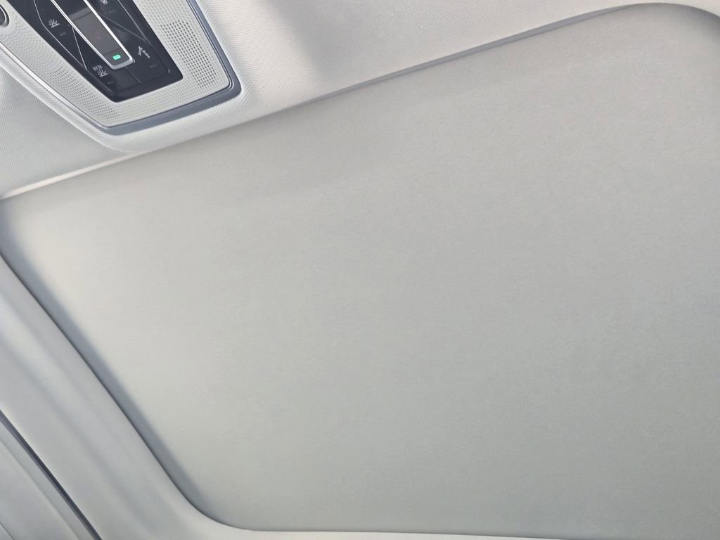 Certified 2022 Audi A8 L 3.0T image 33