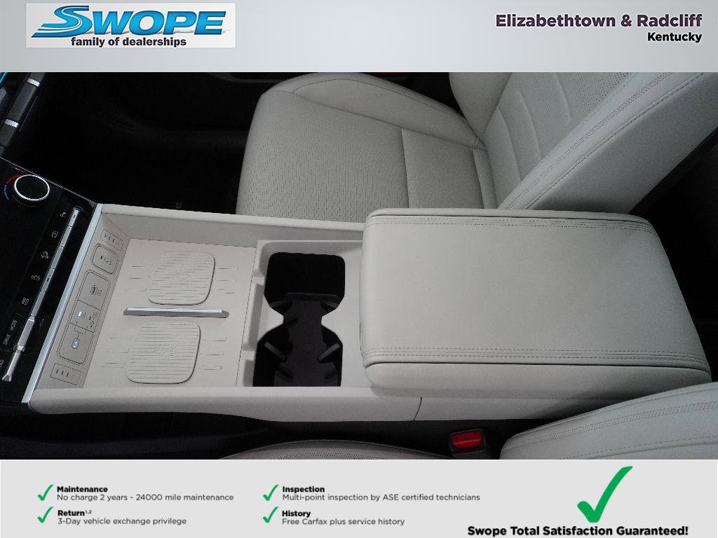 Certified 2025 Hyundai Santa Fe Calligraphy image 24