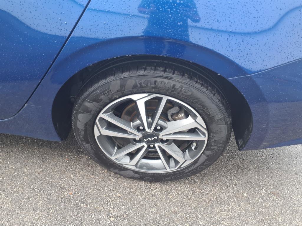 Used 2024 Kia Forte LXS image 8