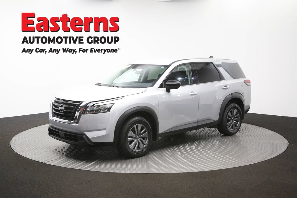 Used 2023 Nissan Pathfinder S AWD/4WD image 56