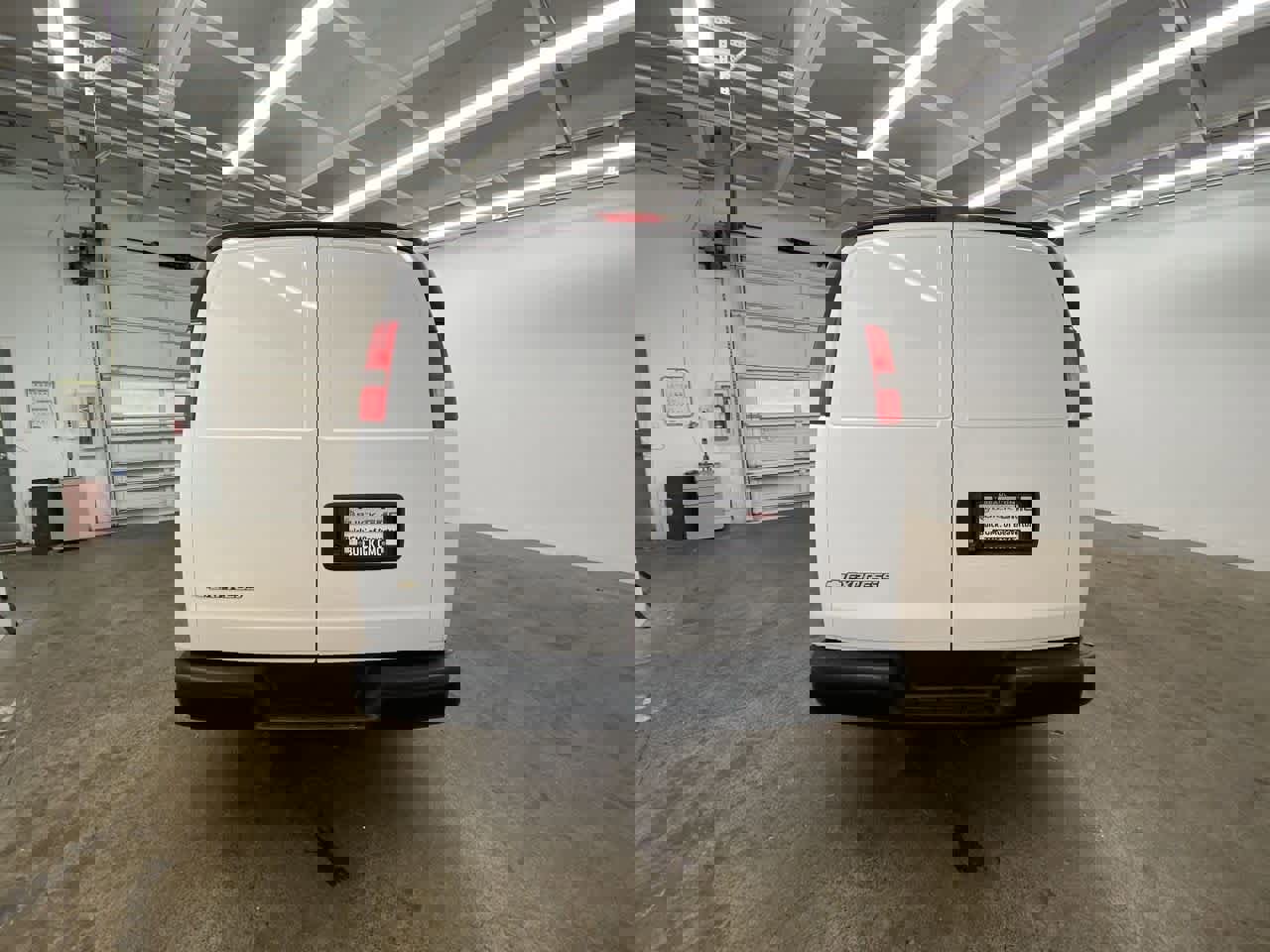 Used 2025 Chevrolet Express 2500 Extended w/ Driver Convenience Package image 5