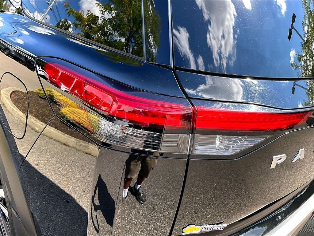 Certified 2023 Nissan Pathfinder Platinum AWD/4WD image 35