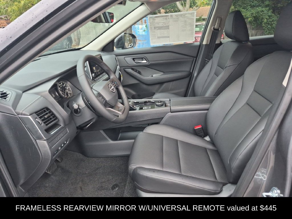 New 2026 Nissan Rogue Dark Armor AWD/4WD image 6