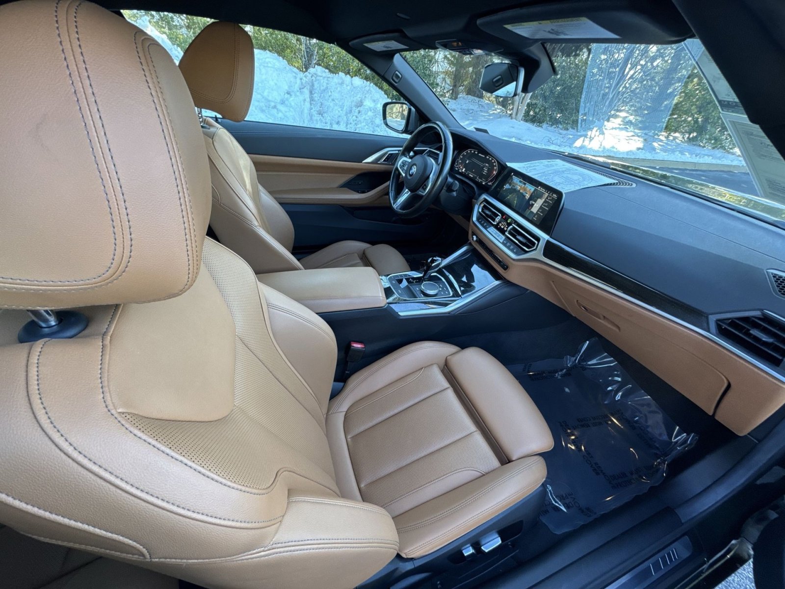 Used 2023 BMW 440i xDrive Convertible w/ Premium Package image 32