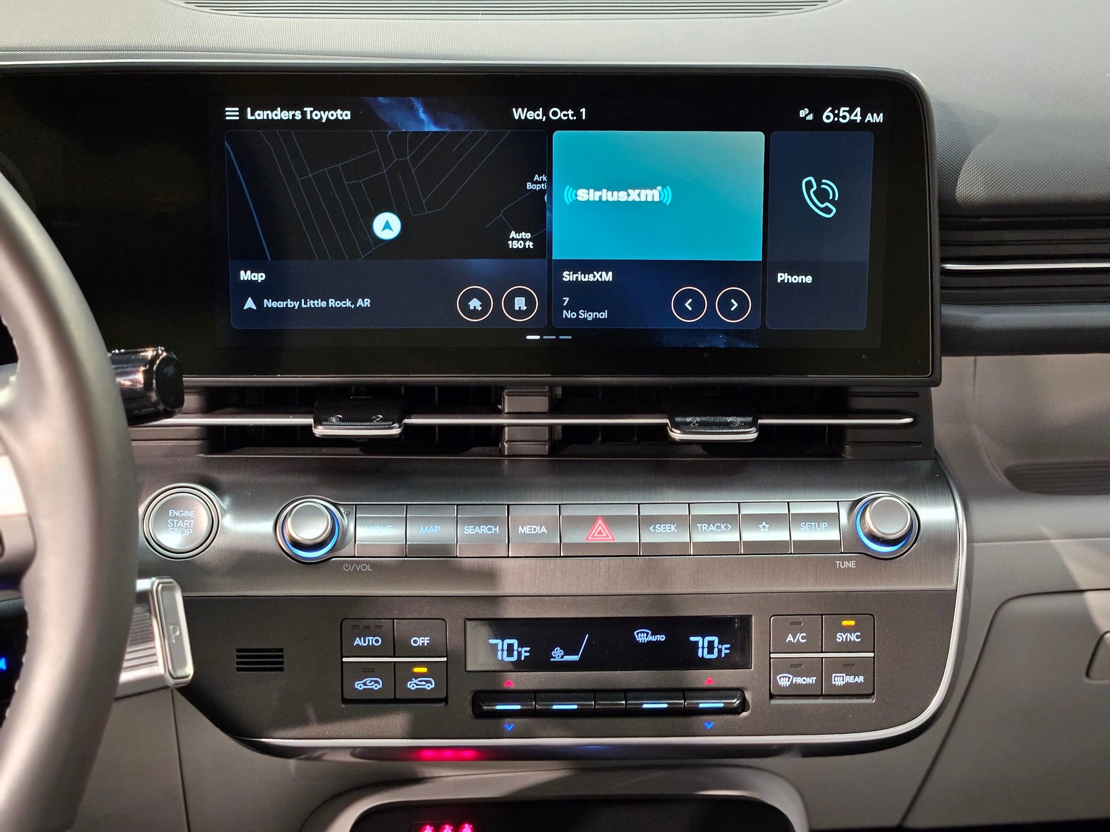 Used 2024 Hyundai Kona SEL w/ Convenience Package image 16