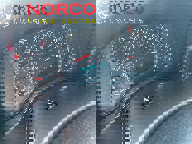 Used 2018 Chevrolet Express 2500 image 17