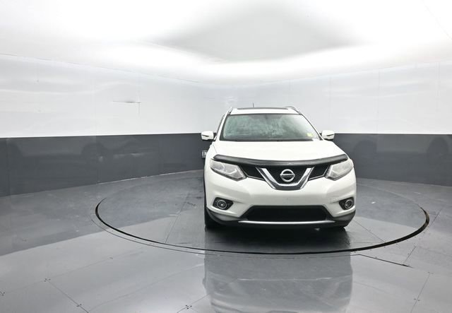 Used 2016 Nissan Rogue SL w/ SL Premium Package image 2