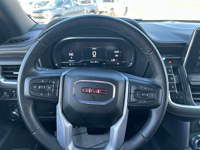 Used 2024 GMC Yukon XL SLT image 46