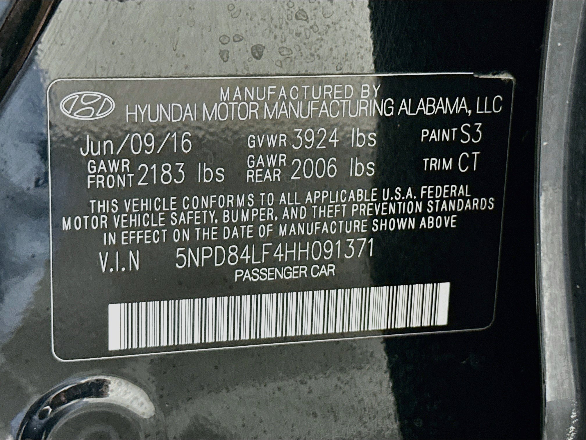 Used 2017 Hyundai Elantra Limited FWD image 12