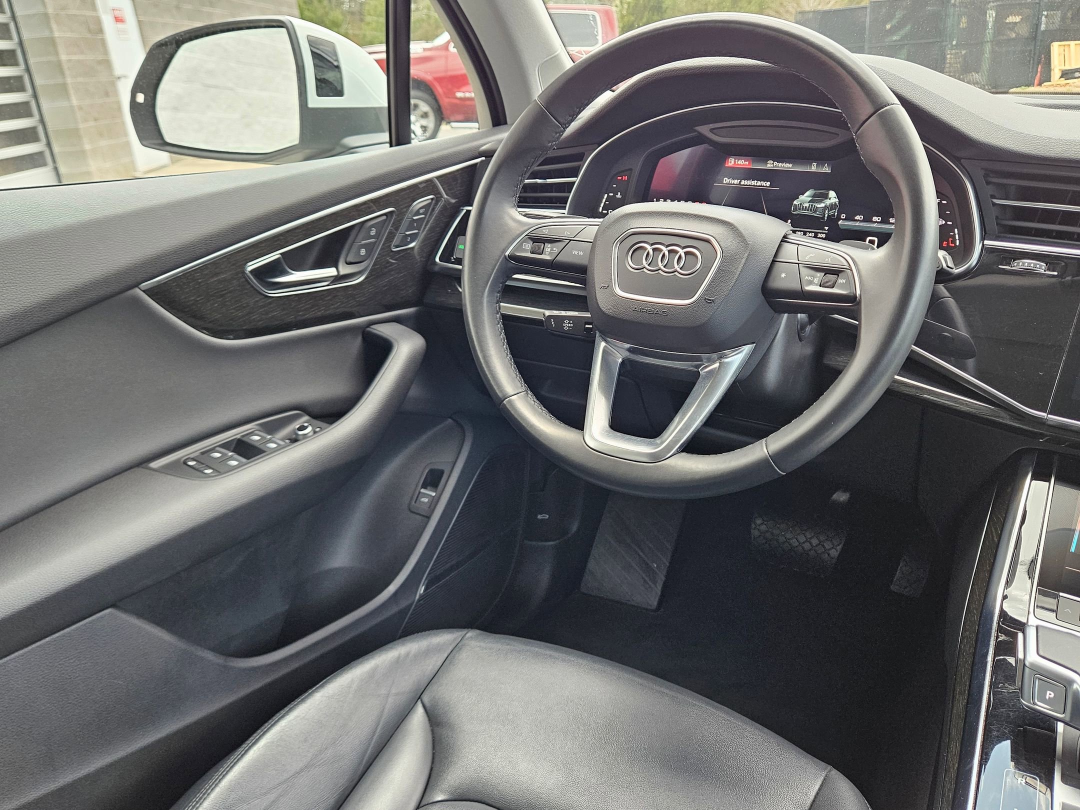 Used 2022 Audi Q7 Premium Plus image 9