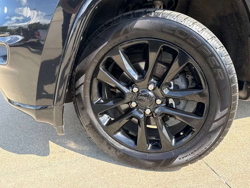 Used 2019 Jeep Grand Cherokee Altitude AWD/4WD image 53