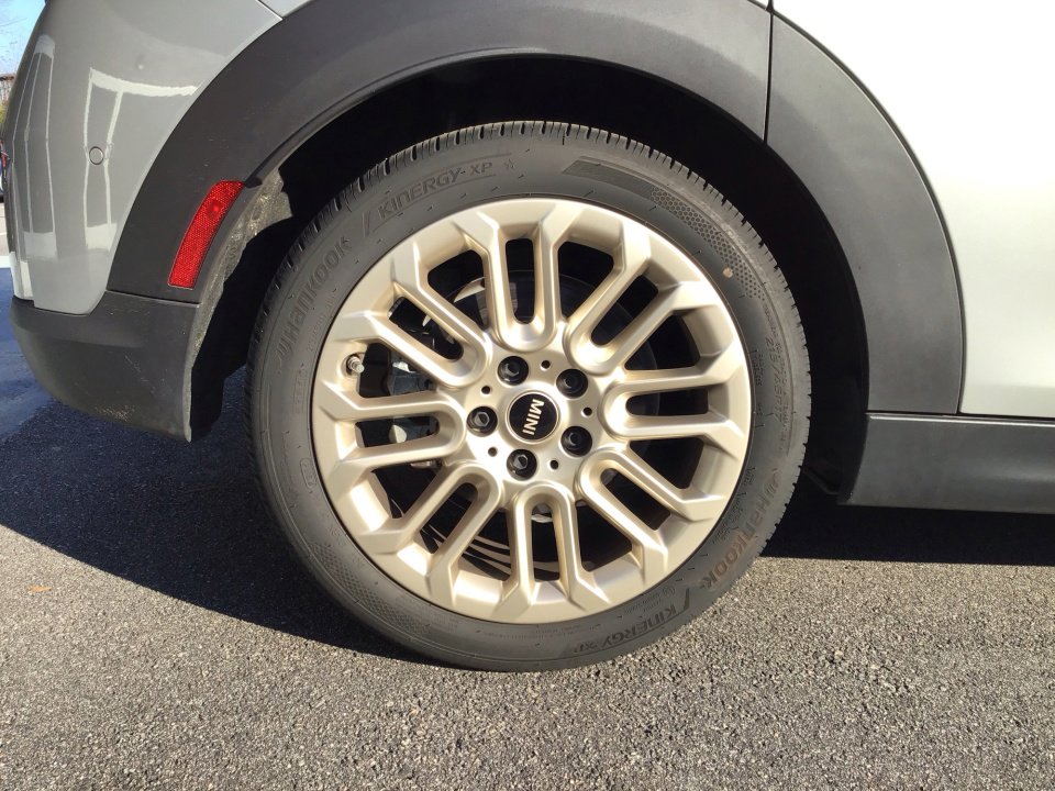 Certified 2025 MINI Cooper S image 23