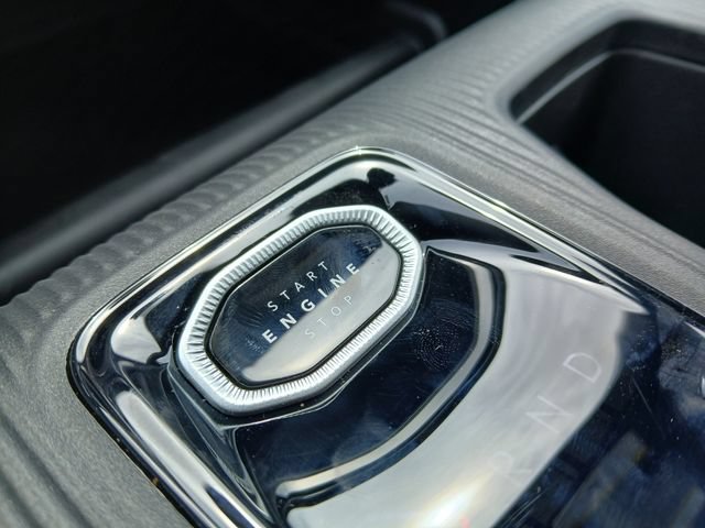 New 2026 Jeep Cherokee Limited AWD/4WD image 25