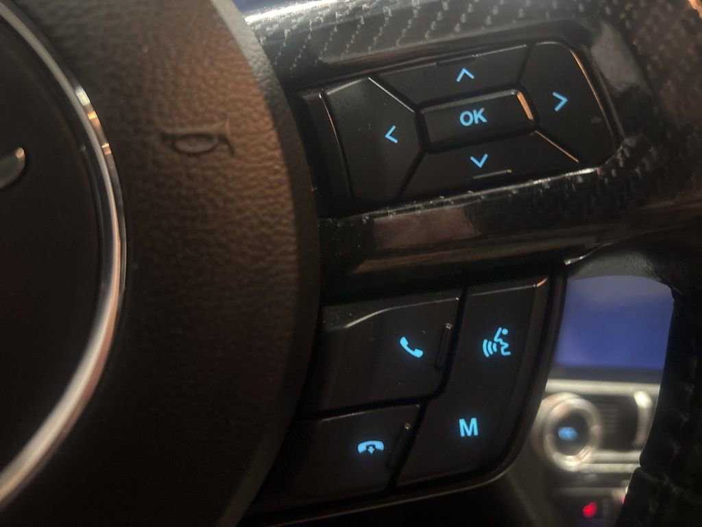 Used 2020 Ford Mustang Premium image 21