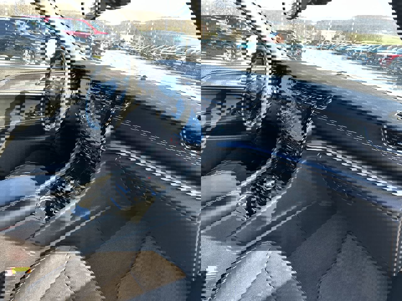 Used 2023 Jeep Grand Cherokee L Laredo image 16