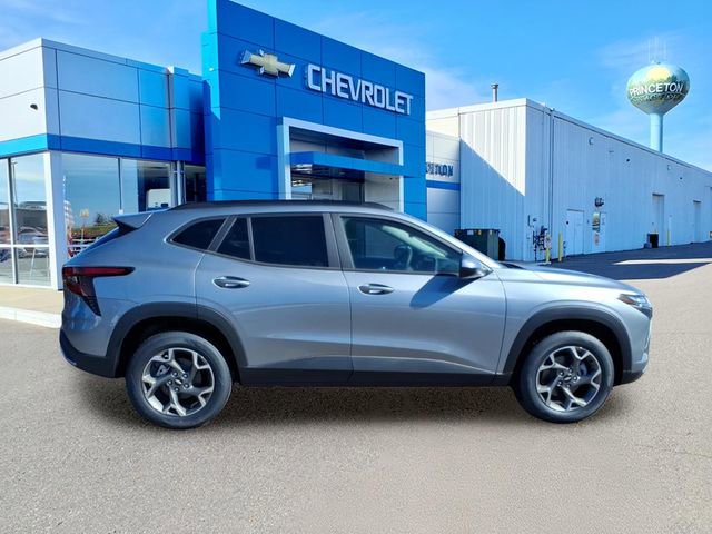 New 2026 Chevrolet Trax LT w/ Driver Confidence Package image 2