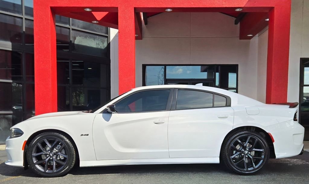 Used 2023 Dodge Charger R/T w/ Blacktop Package image 7